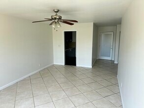 1480 E Sample Rd in Pompano Beach, FL - Building Photo - Building Photo