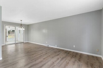 3946 New Rd in Youngstown, OH - Building Photo - Building Photo