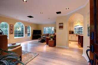 1569 Sycamore Canyon Rd in Santa Barbara, CA - Building Photo - Building Photo