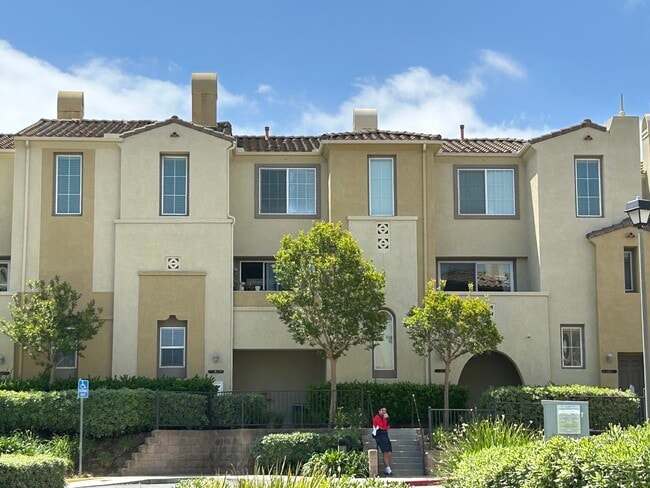 property at 658 Hatfield Dr