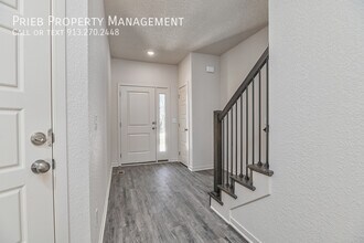 3253 N 103rd Pl in Kansas City, KS - Building Photo - Building Photo