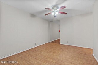 1704 De Soto Terrace in Louisville, KY - Building Photo - Building Photo