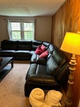72 N Mill St, Unit 1 in Holliston, MA - Building Photo - Building Photo