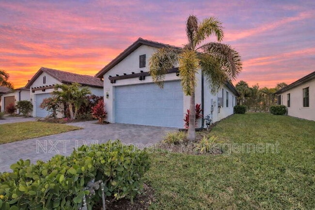 14851 Loggerhead Dr in Naples, FL - Building Photo - Building Photo