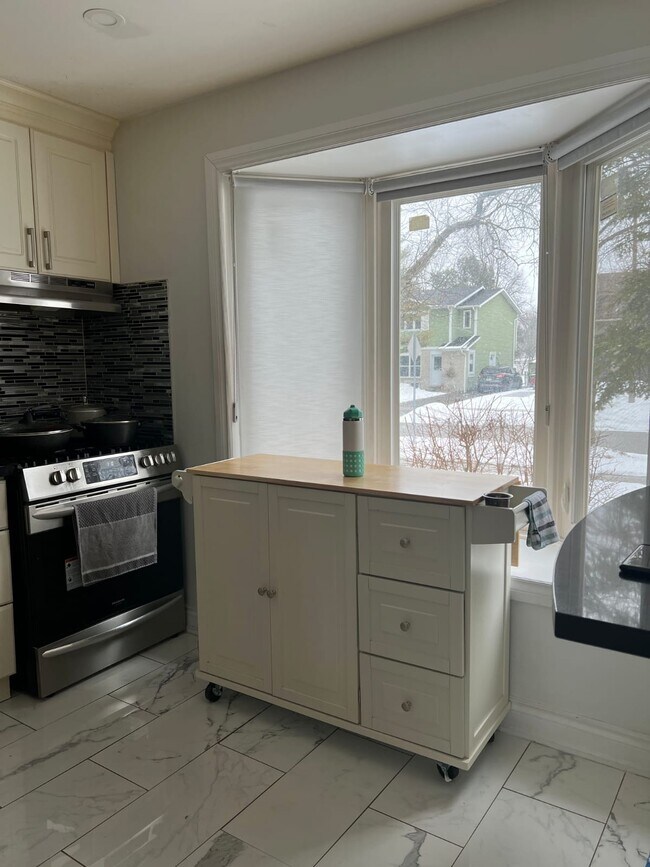 36 Hollyberry Trl in Toronto, ON - Building Photo - Building Photo