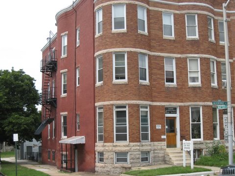 3300 Auchentoroly Ter in Baltimore, MD - Building Photo