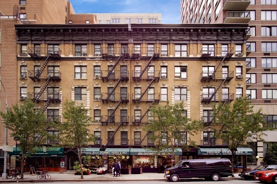 The Oxford Houses in New York, NY - Building Photo