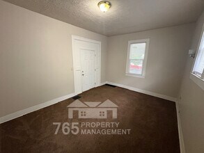 603 S Main St, Unit South Main in Kokomo, IN - Building Photo - Building Photo