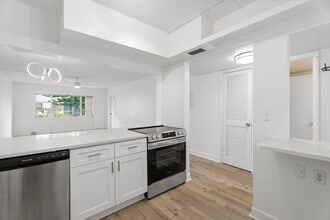 4500 N Flagler Dr in West Palm Beach, FL - Building Photo - Building Photo