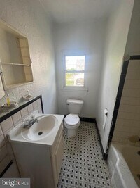 3622 St Victor St photo'