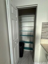 1380 Hoona St in Pearl City, HI - Building Photo - Building Photo