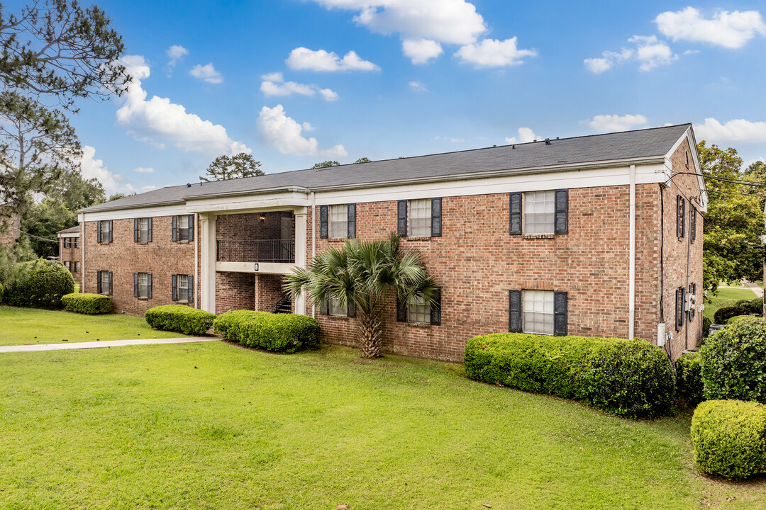 Plantation Condominiums in Tallahassee, FL - Building Photo