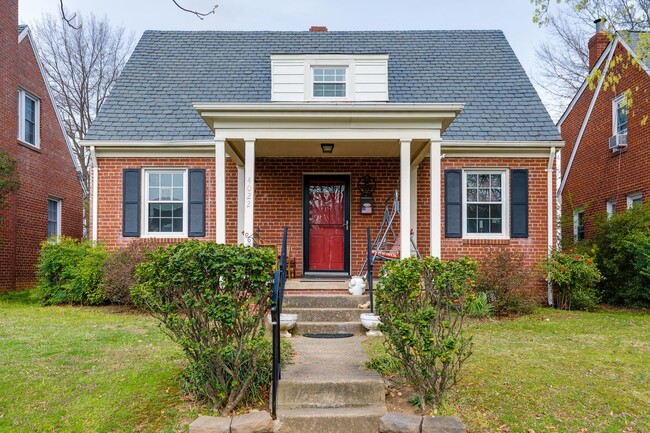 property at 4022 Augusta Ave