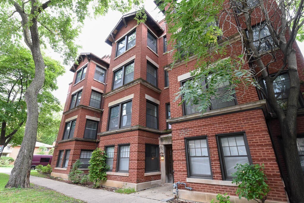 943 Judson Ave in Evanston, IL - Building Photo