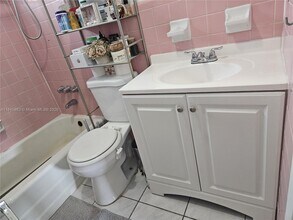 1400 N 16th Ave in Hollywood, FL - Building Photo - Building Photo