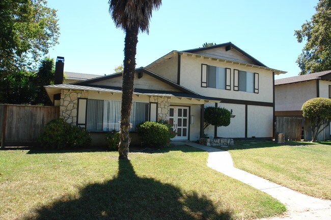 1860 Southwest Expy in San Jose, CA - Foto de edificio - Building Photo