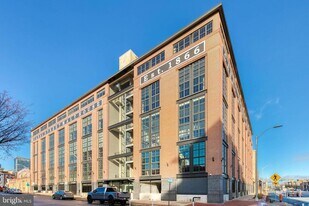 1220 Bank St in Baltimore, MD - Building Photo