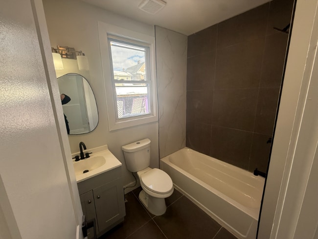 575 13th Ave, Unit 1 in Newark, NJ - Building Photo - Building Photo