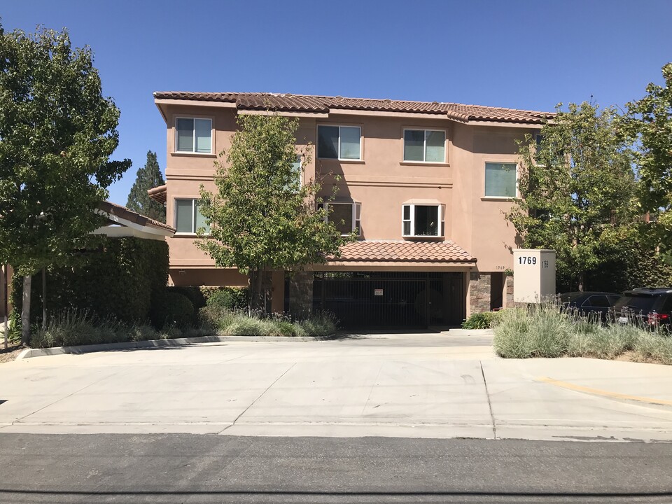 1769 Los Feliz Dr, Unit 1 in Thousand Oaks, CA - Building Photo