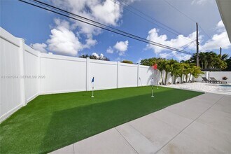 2161 NE 62nd Ct in Fort Lauderdale, FL - Building Photo - Building Photo