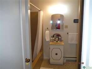 205 Penn St in Bath, PA - Building Photo - Building Photo