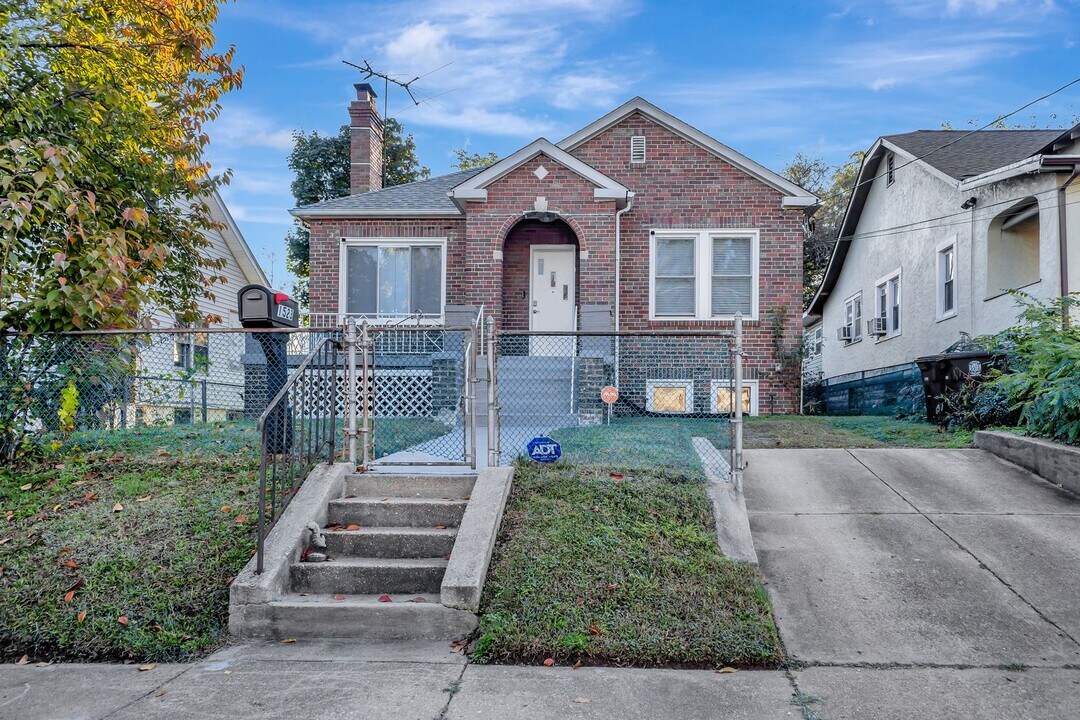 1523 Beaver Heights Ln in Capitol Heights, MD - Building Photo