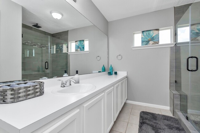 5822 Santa Bernadetta