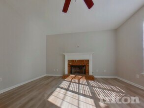 3313 Chastain Landings Ct in Marietta, GA - Building Photo - Building Photo