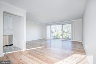 1920 Naylor Rd SE in Washington, DC - Building Photo - Building Photo