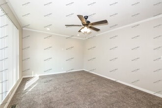 5937 NW 60th St in Warr Acres, OK - Building Photo - Building Photo