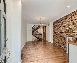 827 S Charles St in Baltimore, MD - Building Photo - Building Photo