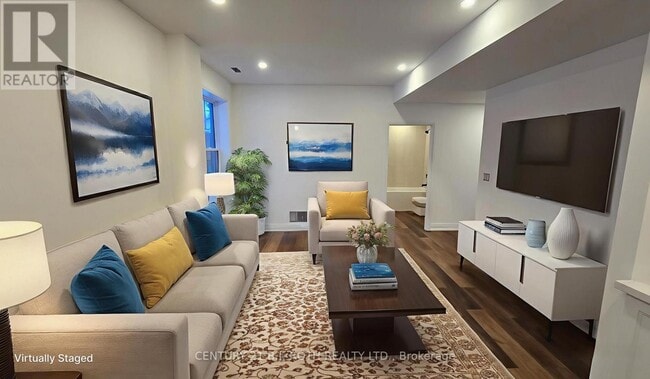 property at 44 Calverley St