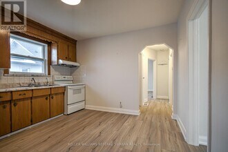 99 Hay Ave in Toronto, ON - Building Photo - Building Photo