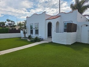 395 S Catalina St in Ventura, CA - Building Photo - Building Photo
