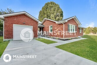 5401 Johnsontown Rd in Louisville, KY - Building Photo - Building Photo