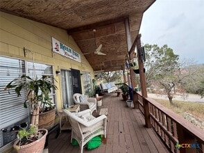 1800 Charter Oak Dr in Canyon Lake, TX - Building Photo - Building Photo