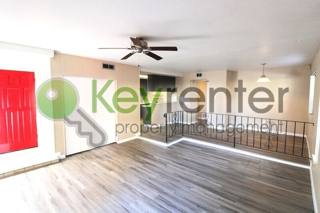 5634 Clark Ave in Carmichael, CA - Building Photo - Building Photo