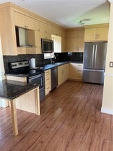 1325 N 16th Ct in Hollywood, FL - Building Photo - Building Photo