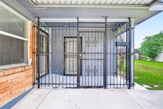 8666 Candy St in Houston, TX - Building Photo - Building Photo