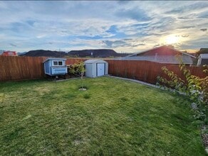305 E Pacific St in East Helena, MT - Building Photo - Building Photo