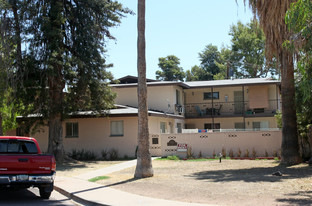 Apache Shadows Apartments