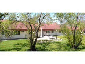 1441 Lake Ave NW in Willmar, MN - Building Photo - Building Photo