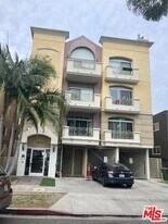 1952 Selby Ave in Los Angeles, CA - Building Photo