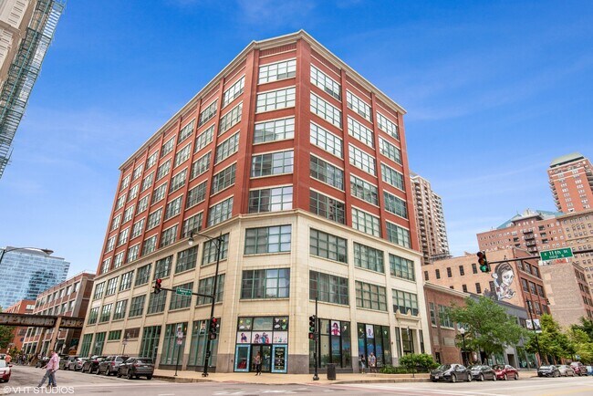 property at 1020 S Wabash Ave