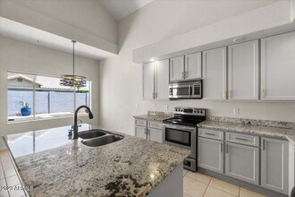 9308 E Wood Dr in Scottsdale, AZ - Building Photo - Building Photo