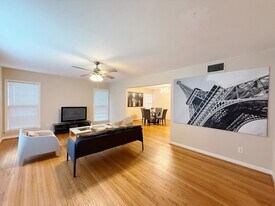 2007 Sheridan St in Houston, TX - Building Photo