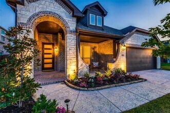 8809 Conroe Dr in Argyle, TX - Building Photo - Building Photo
