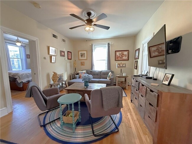 property at 3 Howard St