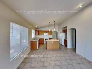 11120 W Montecito Ave in Phoenix, AZ - Building Photo - Building Photo