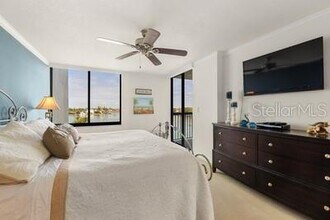 9425 Blind Pass Rd in St Pete Beach, FL - Building Photo - Building Photo